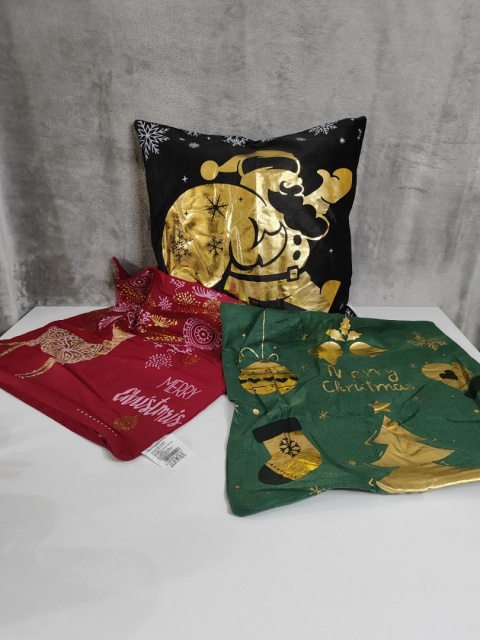 Świąteczne poszewki na poduszki Świąteczne poszewki na poduszki