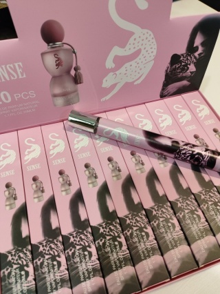 Perfumetka Laverne Sense